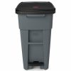 Commercial Brute 32 Gallon Front Step-On Rollout Trash Can W/ Lid (Gray)